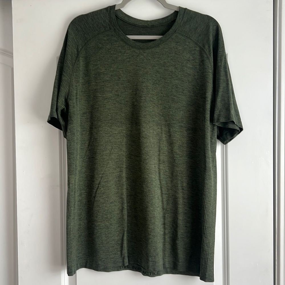 Lululemon Vent Tech Short Sleeve Shirt